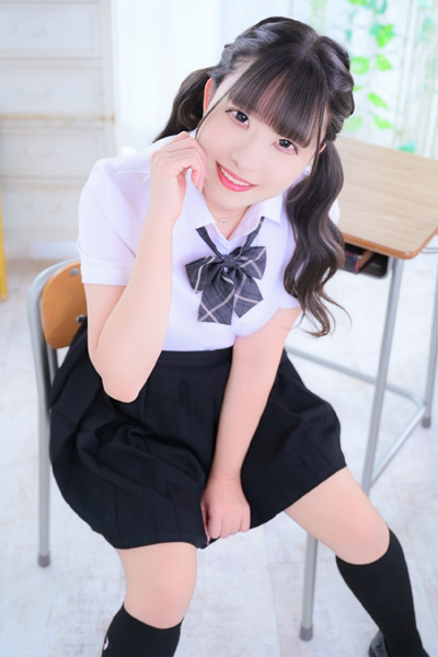 にこ